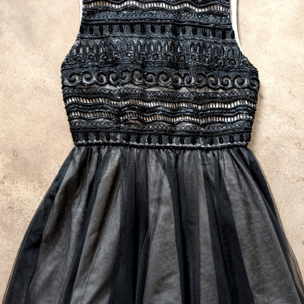 Alice + Olivia Black elegant Cocktail Dress